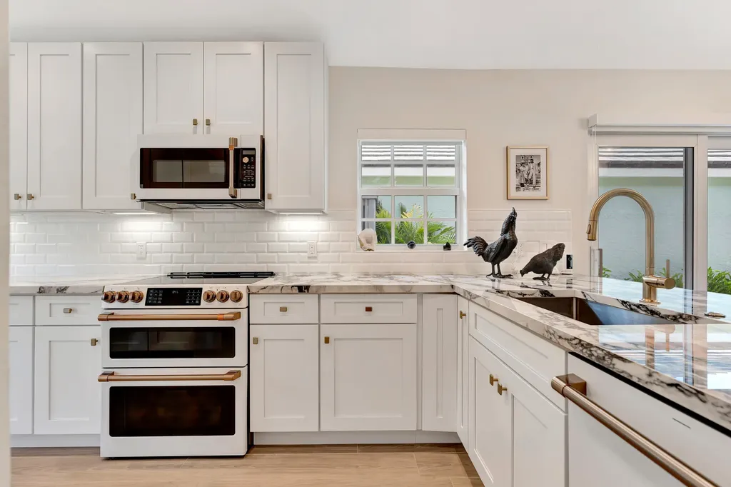 28 Admirals Court Palm Beach Gardens FL 33418