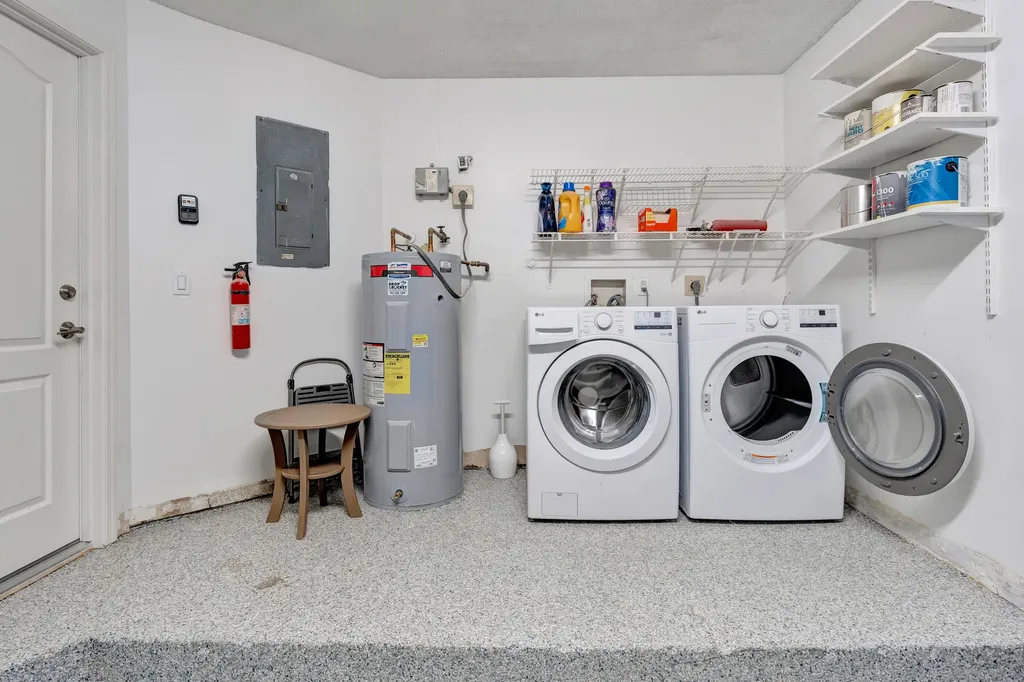 28 Admirals Court Palm Beach Gardens FL 33418