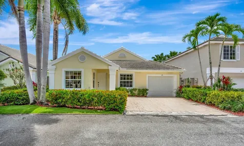 28 Admirals Court Palm Beach Gardens FL 33418