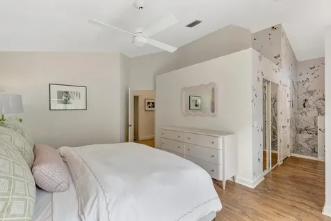 28 Admirals Court Palm Beach Gardens FL 33418