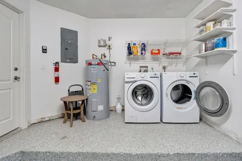 28 Admirals Court Palm Beach Gardens FL 33418