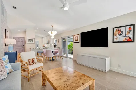 28 Admirals Court Palm Beach Gardens FL 33418