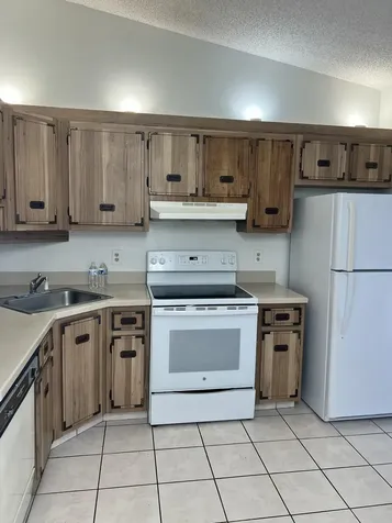 5672 Biscayne Drive S Greenacres FL 33463