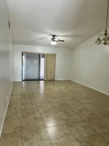 5672 Biscayne Drive S Greenacres FL 33463