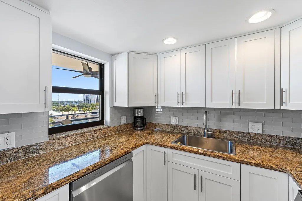 336 Golfview Road North Palm Beach FL 33408
