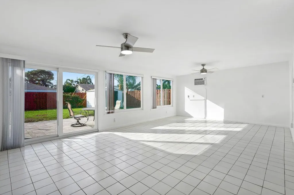 617 SE 8th Avenue Deerfield Beach FL 33441