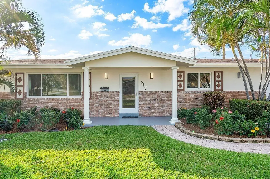 617 SE 8th Avenue Deerfield Beach FL 33441