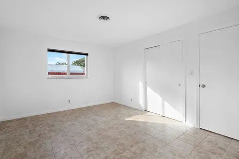 617 SE 8th Avenue Deerfield Beach FL 33441