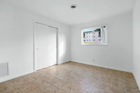 617 SE 8th Avenue Deerfield Beach FL 33441