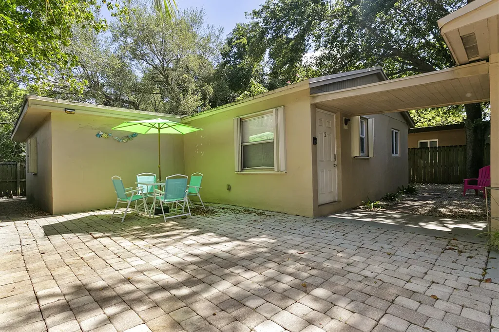 109 SE 23rd Street Fort Lauderdale FL 33316