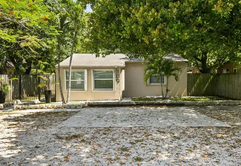 109 SE 23rd Street Fort Lauderdale FL 33316