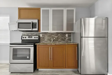 109 SE 23rd Street Fort Lauderdale FL 33316