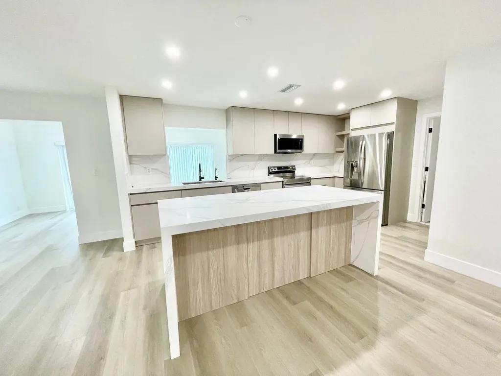 8205 NW 106th Avenue Tamarac FL 33321