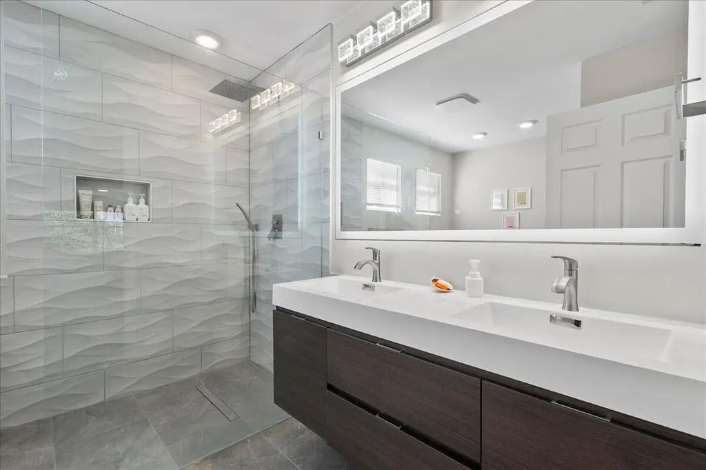 2447 Country Golf Drive Wellington FL 33414