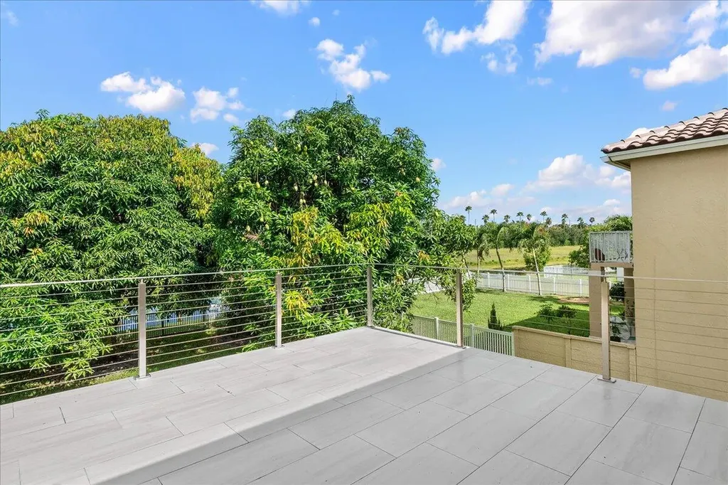 2447 Country Golf Drive Wellington FL 33414