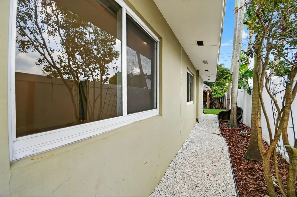 1606 NE 15th Avenue Fort Lauderdale FL 33305