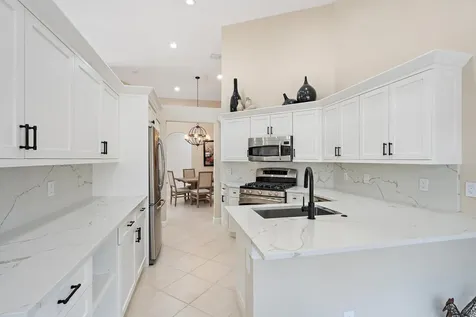 8164 Sandpiper Way West Palm Beach FL 33412