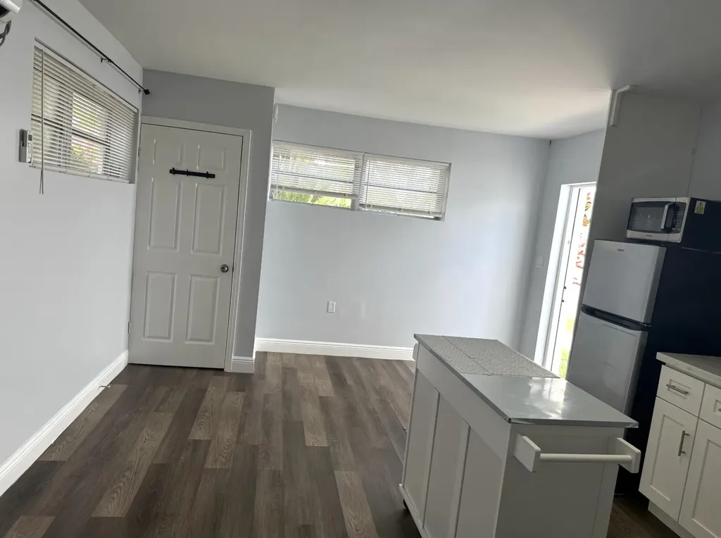 1964 NE 172nd Street North Miami Beach FL 33162