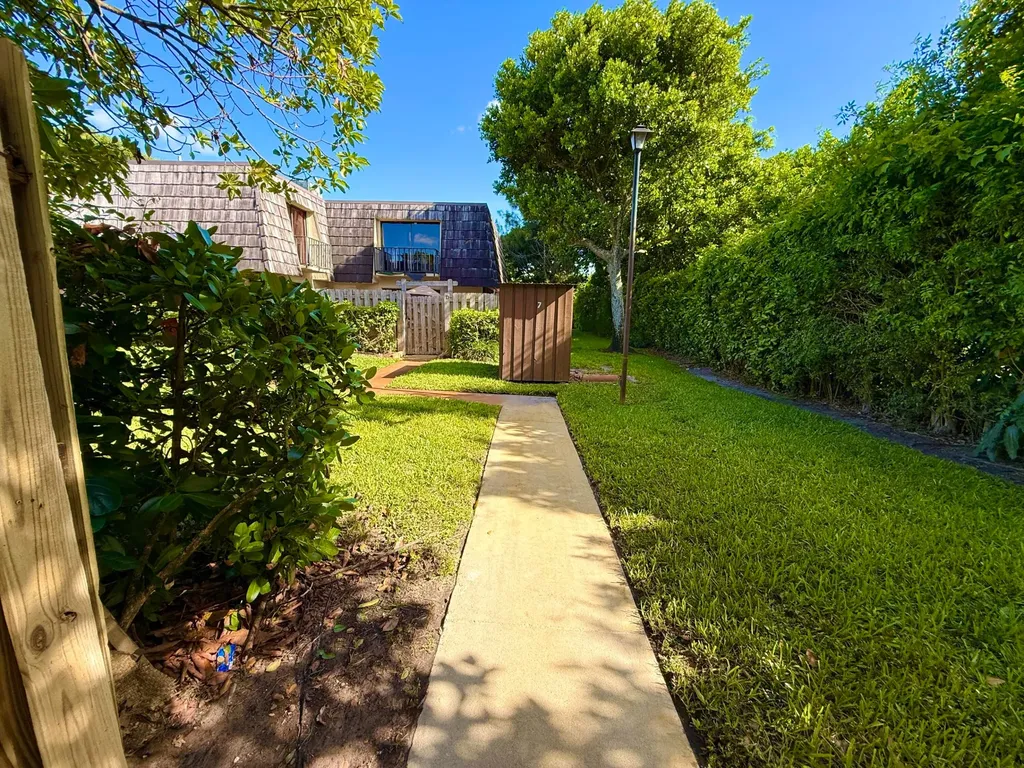 1684 Forest Lakes Circle West Palm Beach FL 33406