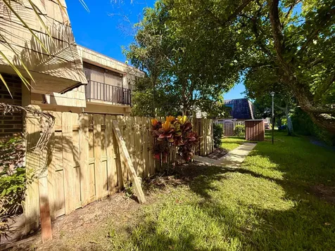1684 Forest Lakes Circle West Palm Beach FL 33406