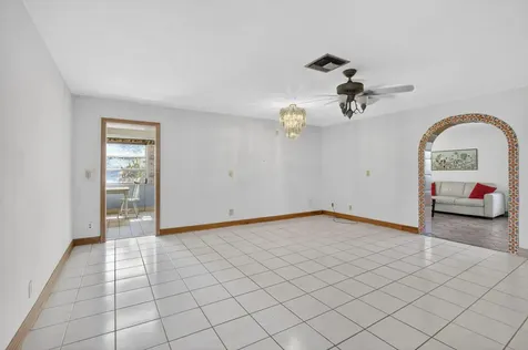1370 SW 27th Place Boynton Beach FL 33426