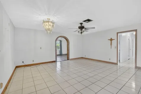 1370 SW 27th Place Boynton Beach FL 33426