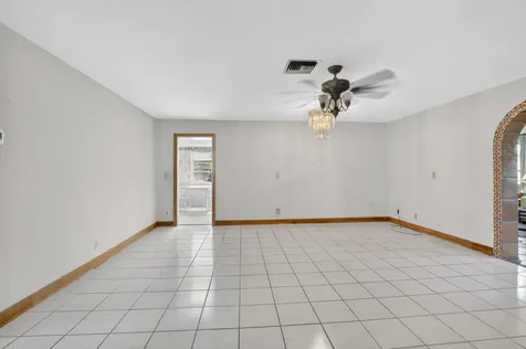 1370 SW 27th Place Boynton Beach FL 33426