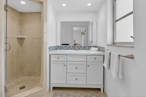 1370 SW 27th Place Boynton Beach FL 33426