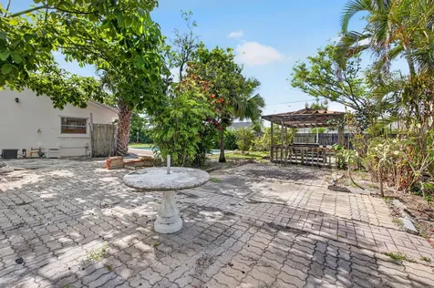 1370 SW 27th Place Boynton Beach FL 33426