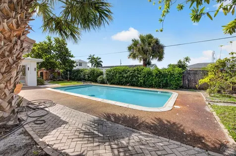 1370 SW 27th Place Boynton Beach FL 33426