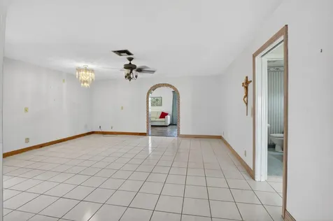 1370 SW 27th Place Boynton Beach FL 33426