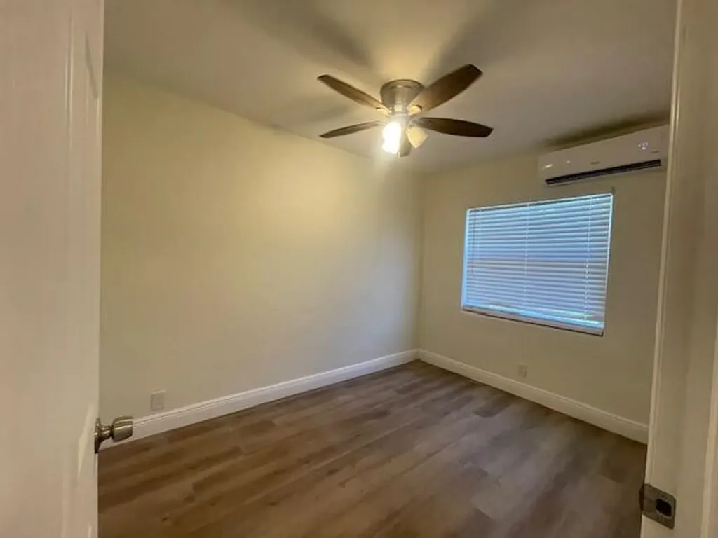 304 N Tamarind Avenue West Palm Beach FL 33401