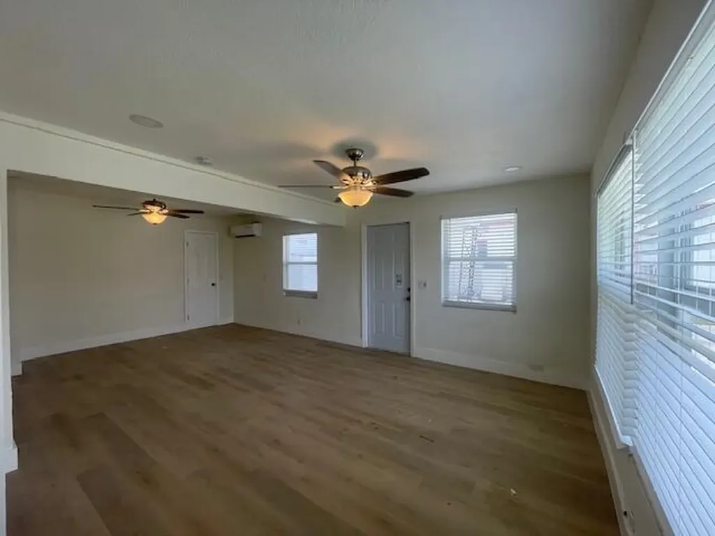 304 N Tamarind Avenue West Palm Beach FL 33401