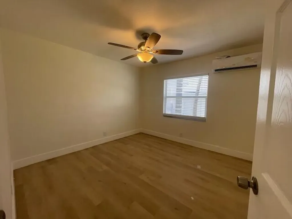 304 N Tamarind Avenue West Palm Beach FL 33401