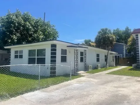 304 N Tamarind Avenue West Palm Beach FL 33401