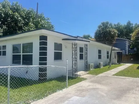 304 N Tamarind Avenue West Palm Beach FL 33401