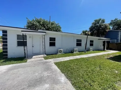 304 N Tamarind Avenue West Palm Beach FL 33401
