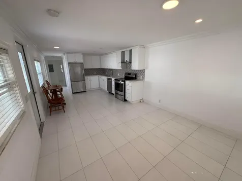 206 Eagle Drive E Briny Breezes FL 33435