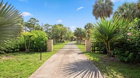 2910 Doe Trail Loxahatchee FL 33470