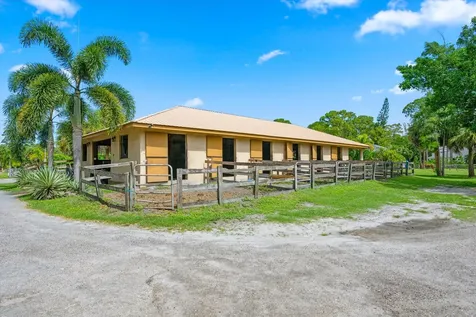 2910 Doe Trail Loxahatchee FL 33470