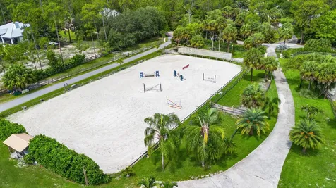 2910 Doe Trail Loxahatchee FL 33470
