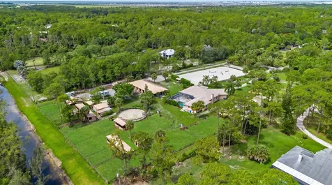 2910 Doe Trail Loxahatchee FL 33470
