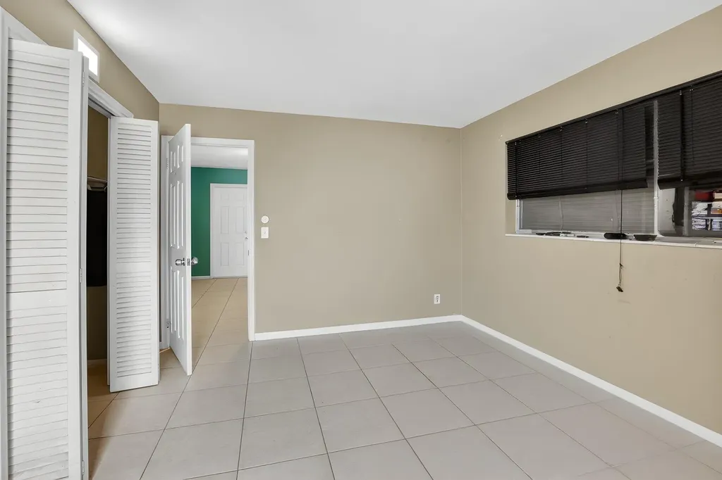 220 SW 10th Avenue Boynton Beach FL 33435