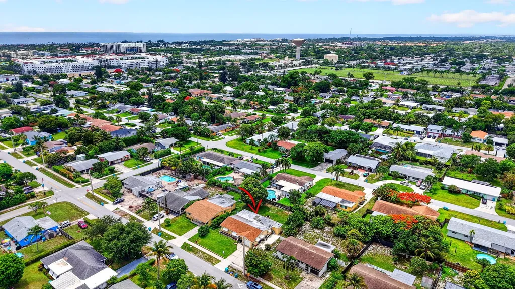 220 SW 10th Avenue Boynton Beach FL 33435