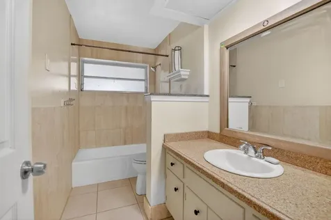 220 SW 10th Avenue Boynton Beach FL 33435