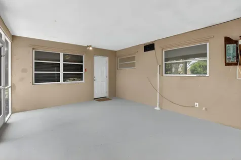 220 SW 10th Avenue Boynton Beach FL 33435