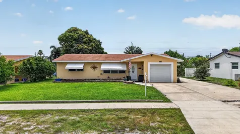 220 SW 10th Avenue Boynton Beach FL 33435