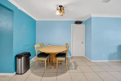 220 SW 10th Avenue Boynton Beach FL 33435