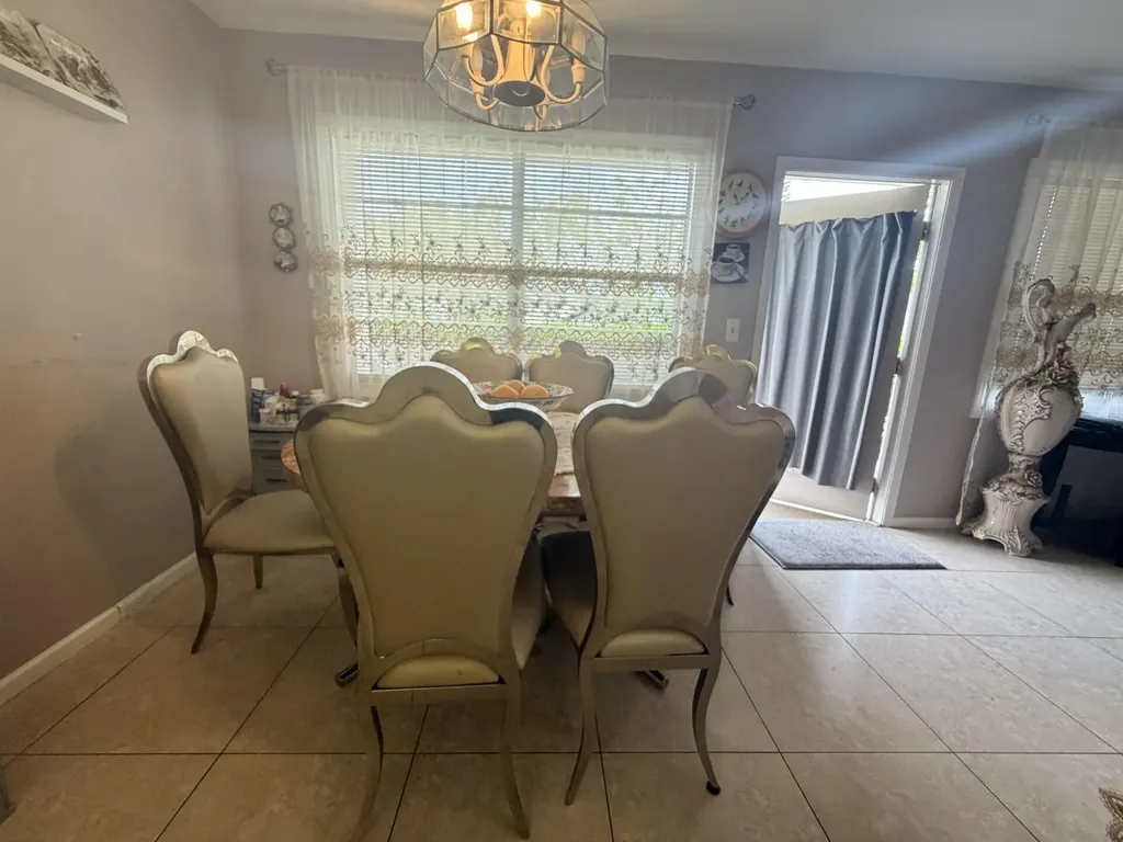 1011 Ventnor Crescent Deerfield Beach FL 33442