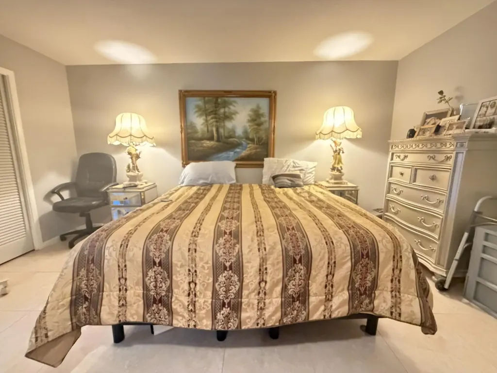 1011 Ventnor Crescent Deerfield Beach FL 33442